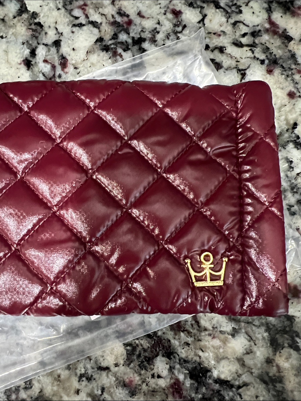 Nwt Oliver Thomas Double Vision Eyeglass Case Bordeaux Metallic Quilted — image 2 of 5